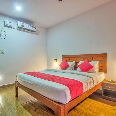 Beach Doorz Hotel บากา ภายนอก รูปภาพ