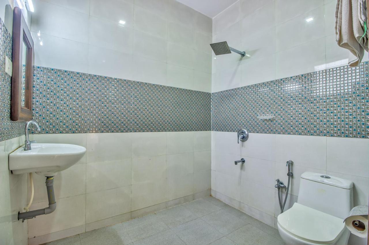 Beach Doorz Hotel บากา ภายนอก รูปภาพ