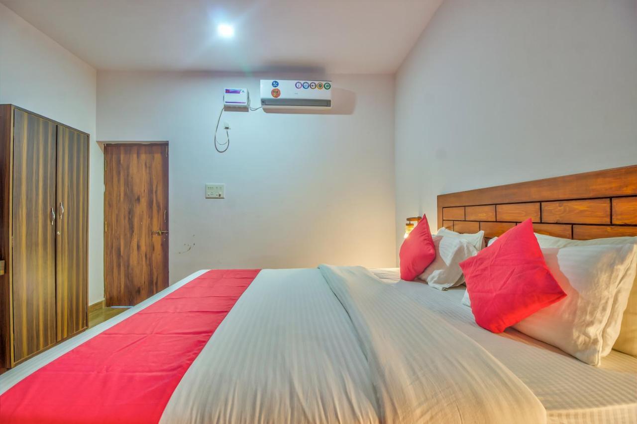 Beach Doorz Hotel บากา ภายนอก รูปภาพ