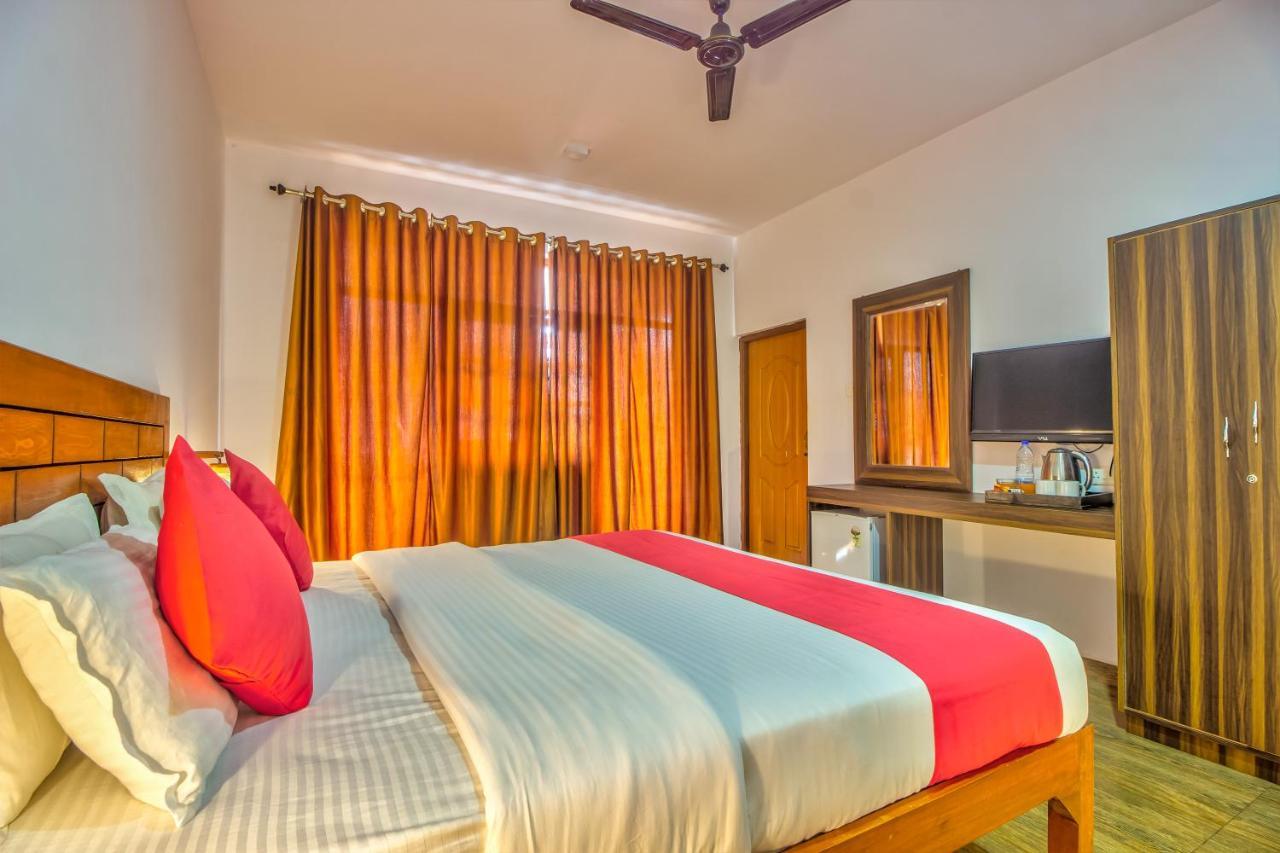 Beach Doorz Hotel บากา ภายนอก รูปภาพ